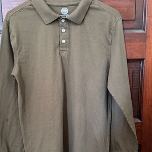 Boys XXL 18 Long Sleeve Polo. See third picture there is a small spot on sleeve.
